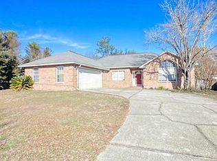 1225 Gabrielle Dr, Crestview, FL 32536