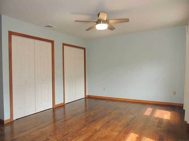 12 Cardinal Ln — Photo 25