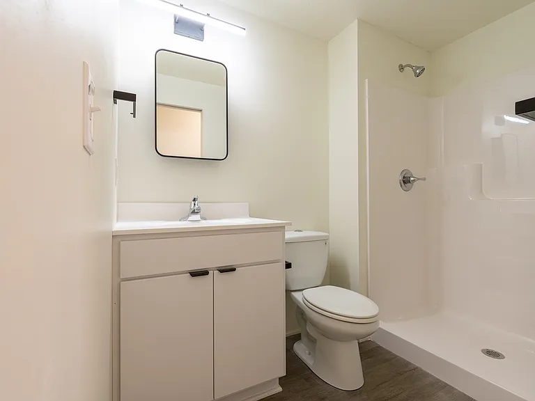 2716 Grand Ave S #204 — Photo 12