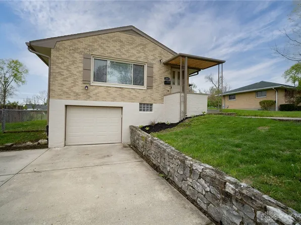 232 Park End Dr, Dayton, OH 45415