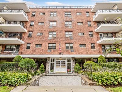 150 S Ocean Avenue #4-H, Freeport, NY, 11520