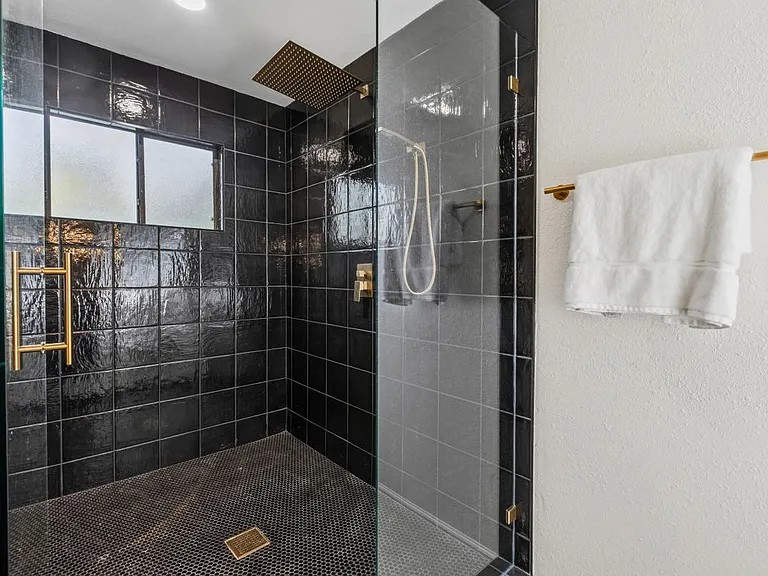 2822 Low Oak St — Photo 22