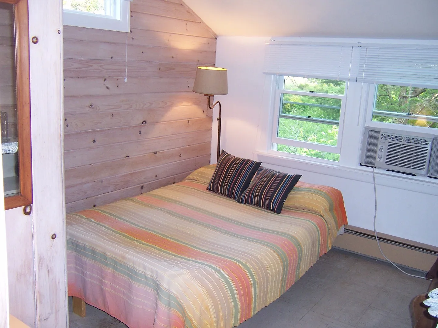 Charming Cottage in Amagansett Ocean Dunes — Photo 3