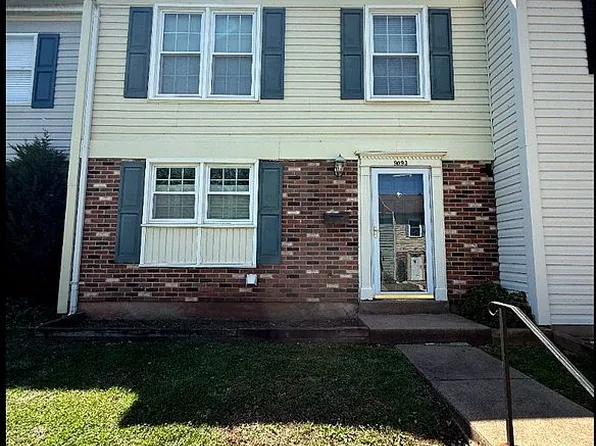 9093 Wharton Ct, Manassas, VA 20110