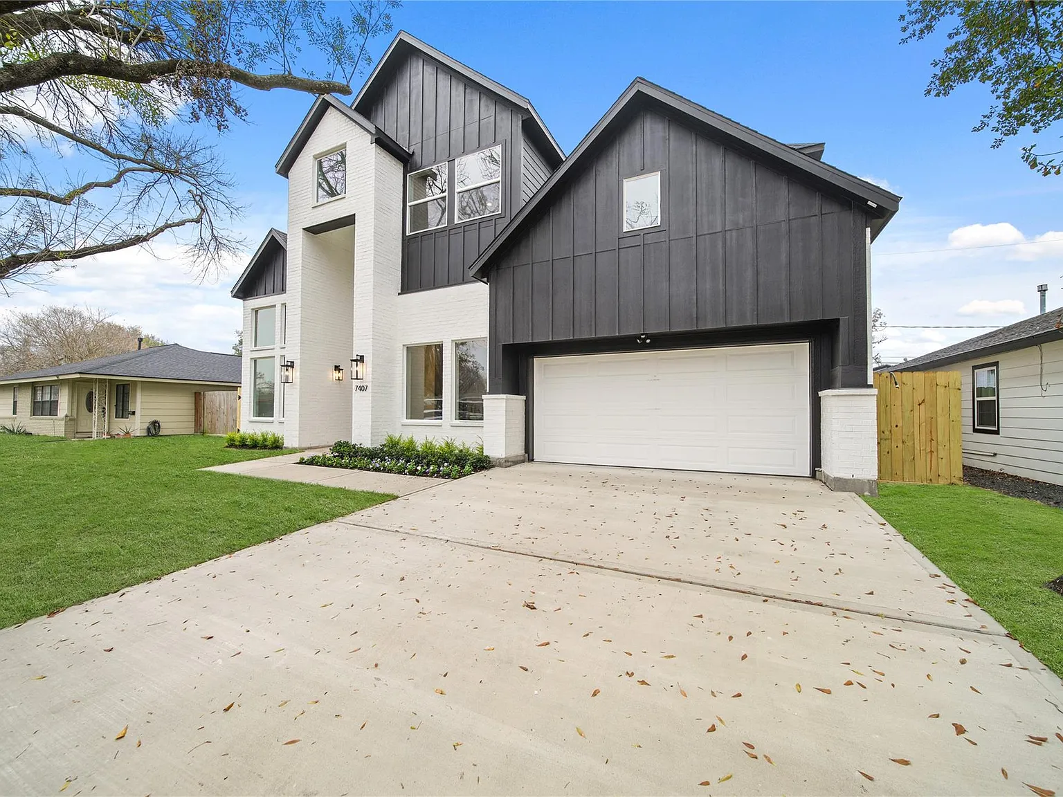 5 bed, 5.0 bath, 3996 sqft, $8,200 — Photo 1