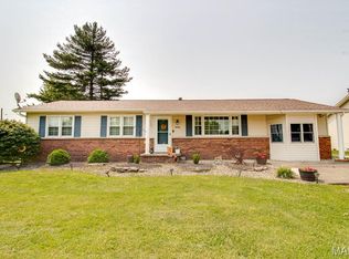 906 E Fairgrounds Ave, Jerseyville, IL 62052