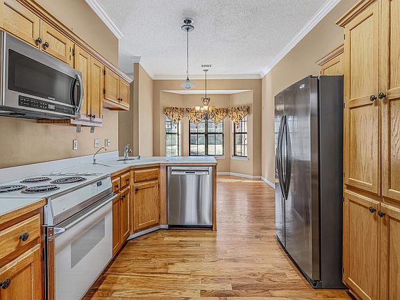 3rd image of 158 Hibiscus Dr