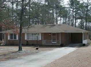 4242 Huckleberry Rd, Fayetteville, NC 28312