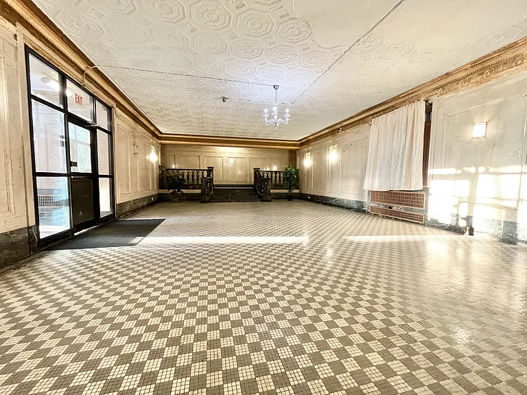 1701 Caton Ave #52 — Photo 8