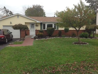 66 Berkley Rd, Williamsville, NY, 14221