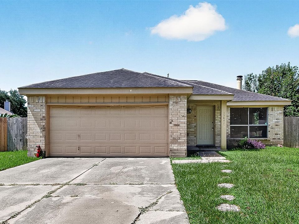 1st image of 13847 Cherry Hollow Ln