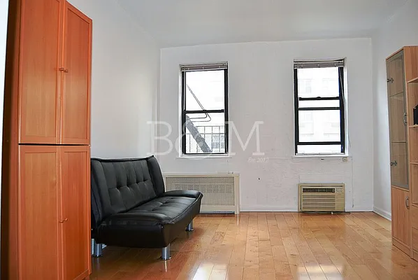 Rented by Brick&Mortar | media 37