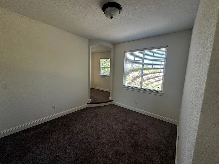 1902 Foster Way — Photo 18