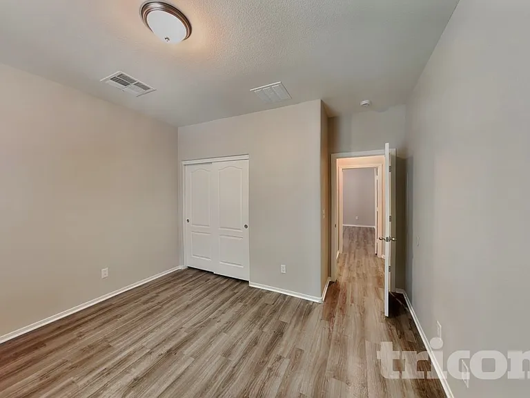 1020 Fishing St — Photo 11