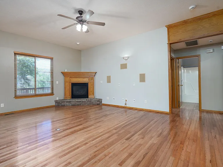 2062 W Willow Lakes Cv — Photo 23