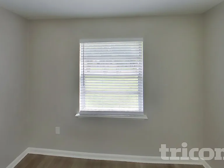 3221 Edgebrook Dr — Photo 9