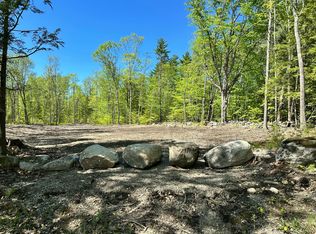 19 Gristmill Rd, Naples, ME 04055