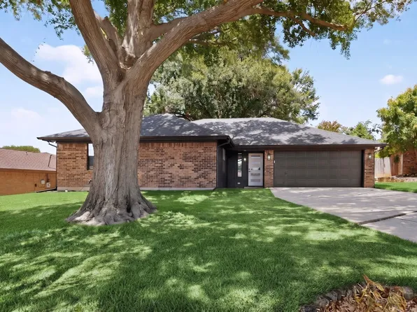 3804 Wrexgate Ct, Arlington, TX 76016