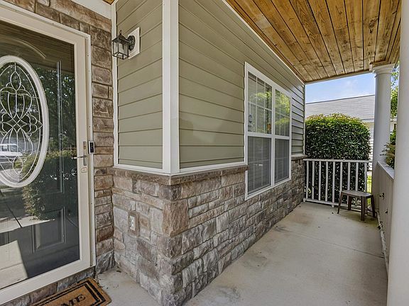3rd image of 1017 Congaree Pointe Dr