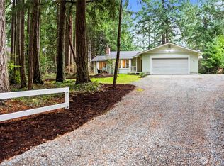 1037 9th Avenue, Fox Island, WA 98333