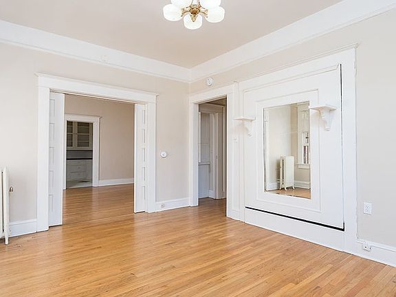 Bedroom with Murphy Bed