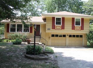 10812 Fuller Ave, Kansas City, MO 64134