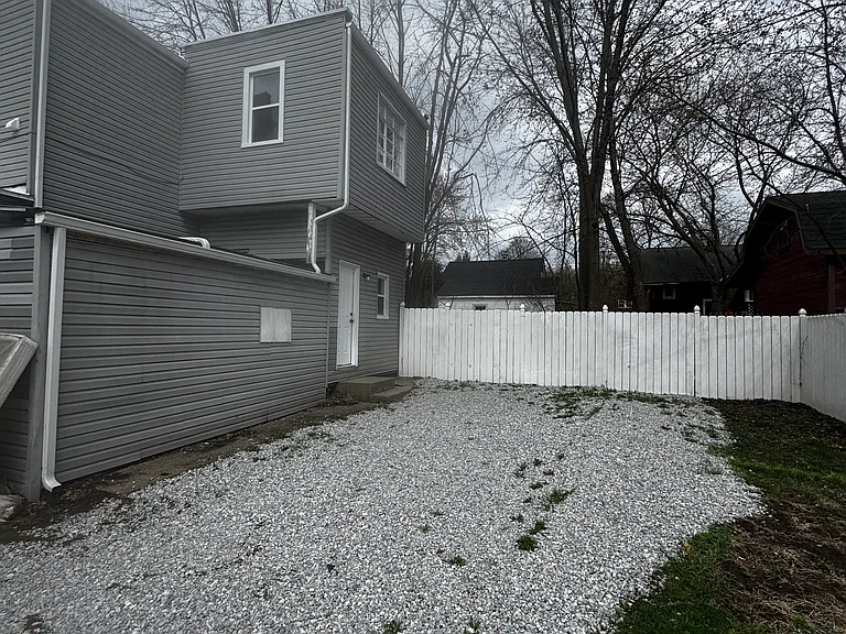 189 Watson St #1 — Photo 16