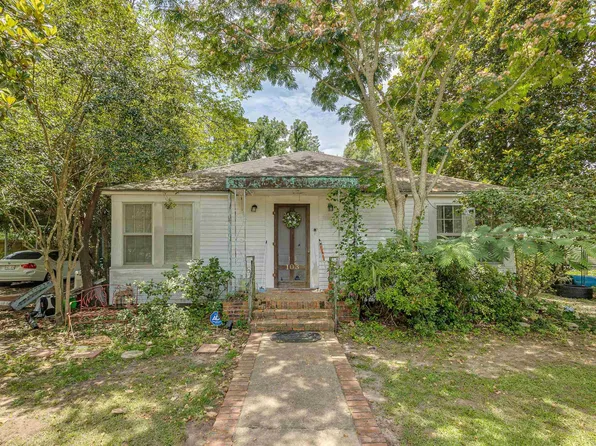 103 Church St, Columbia, LA 71418