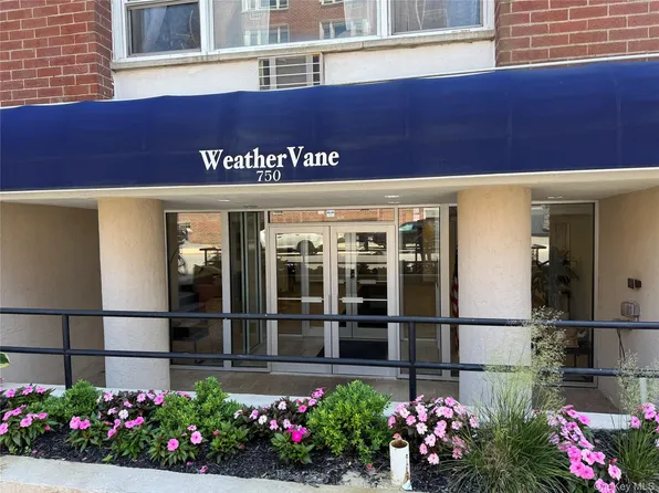 750 Shore Road #1H, Long Beach, NY 11561