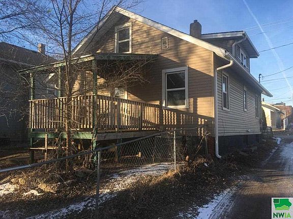 3rd image of 2018 S Royce St