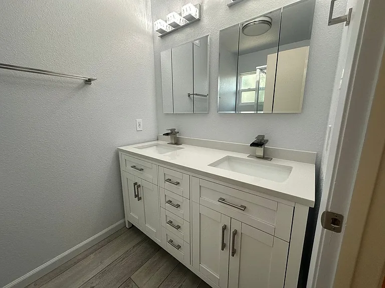 9206 Thilow Dr — Photo 20