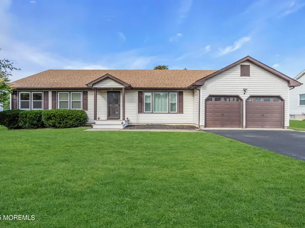 928 Goose Creek Road, Toms River, NJ 08753