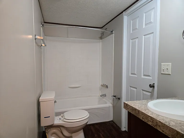 104 Dove Dr — Photo 12