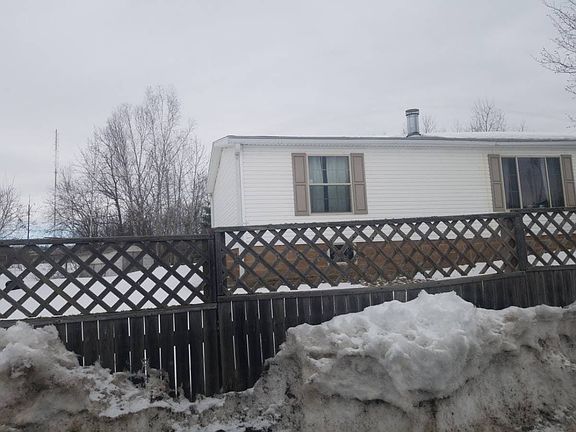 3rd image of 725 W 38th St