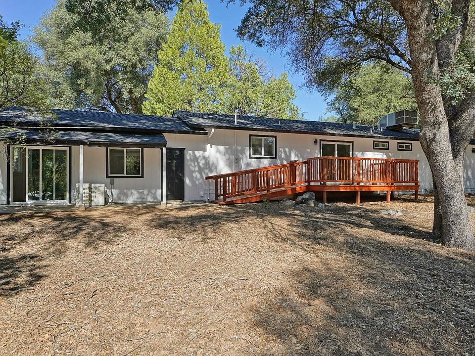 1st image of 2070 Petri Ln