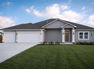 702 Mama Fefi Dr, Corpus Christi, TX 78414