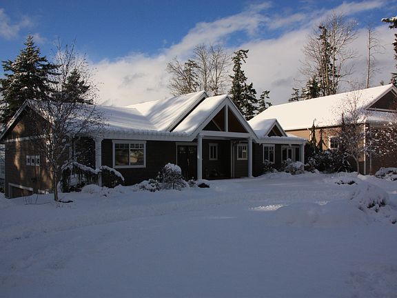 2nd image of 301 Bambi Dr
