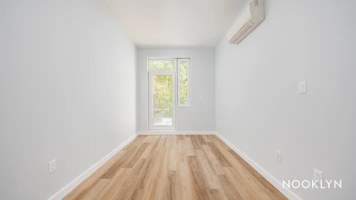 Rented by Nooklyn NYC LLC | media 11