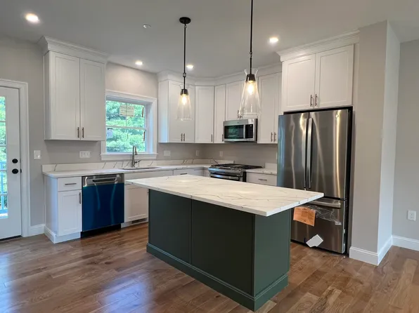 38 Juniper Lane, Portsmouth, NH 03801