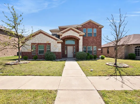 2044 Glen Hollow Dr, Lancaster, TX 75134