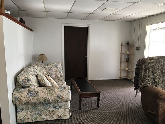 3rd image of 2263-1 N Pennsylvania Ave