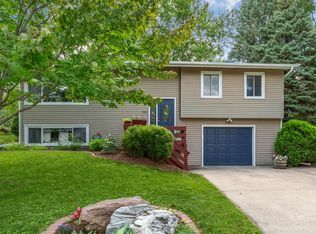 1802 McKinley Dr, Northfield, MN 55057