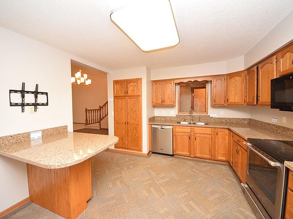 4th image of 14662 Sherwood Pl