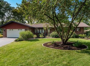 4832 Fenwick Close, Rockford, IL 61114