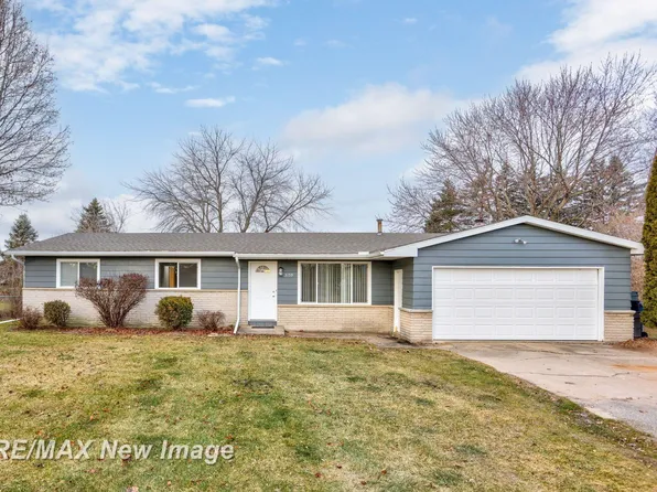 3159 N Thomas Rd, Freeland, MI 48623