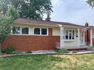 3170 Longmeadow Dr, Trenton, MI 48183