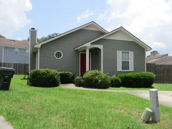 1311 Old Mill Pl, Valdosta, GA 31601