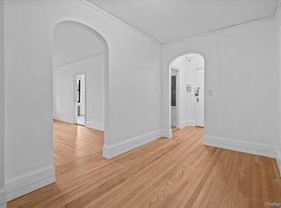 20 William St APT 3D, Mount Vernon, NY 10552