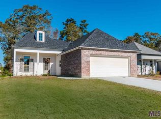 10359 Fountain Ln, Denham Springs, LA 70726