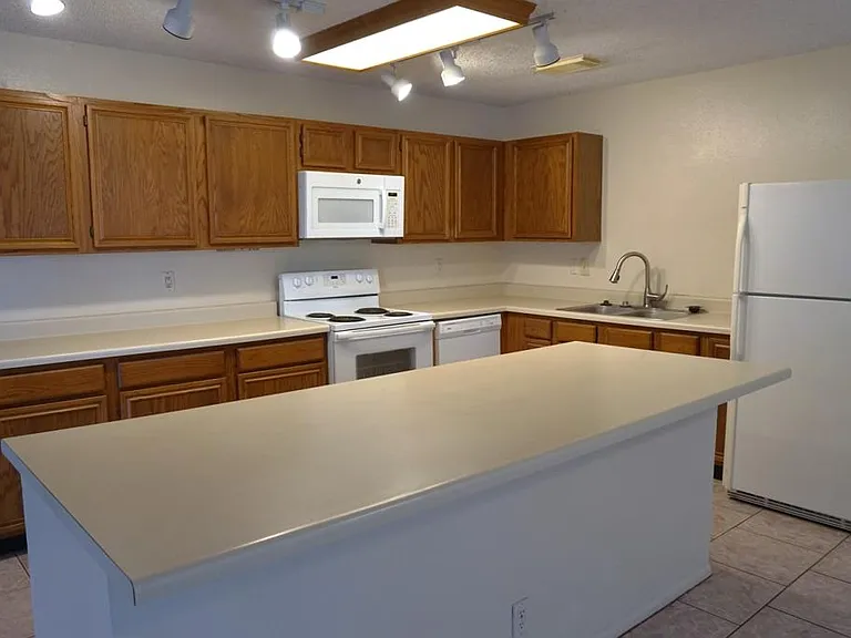 7515 Foss Mdws — Photo 13